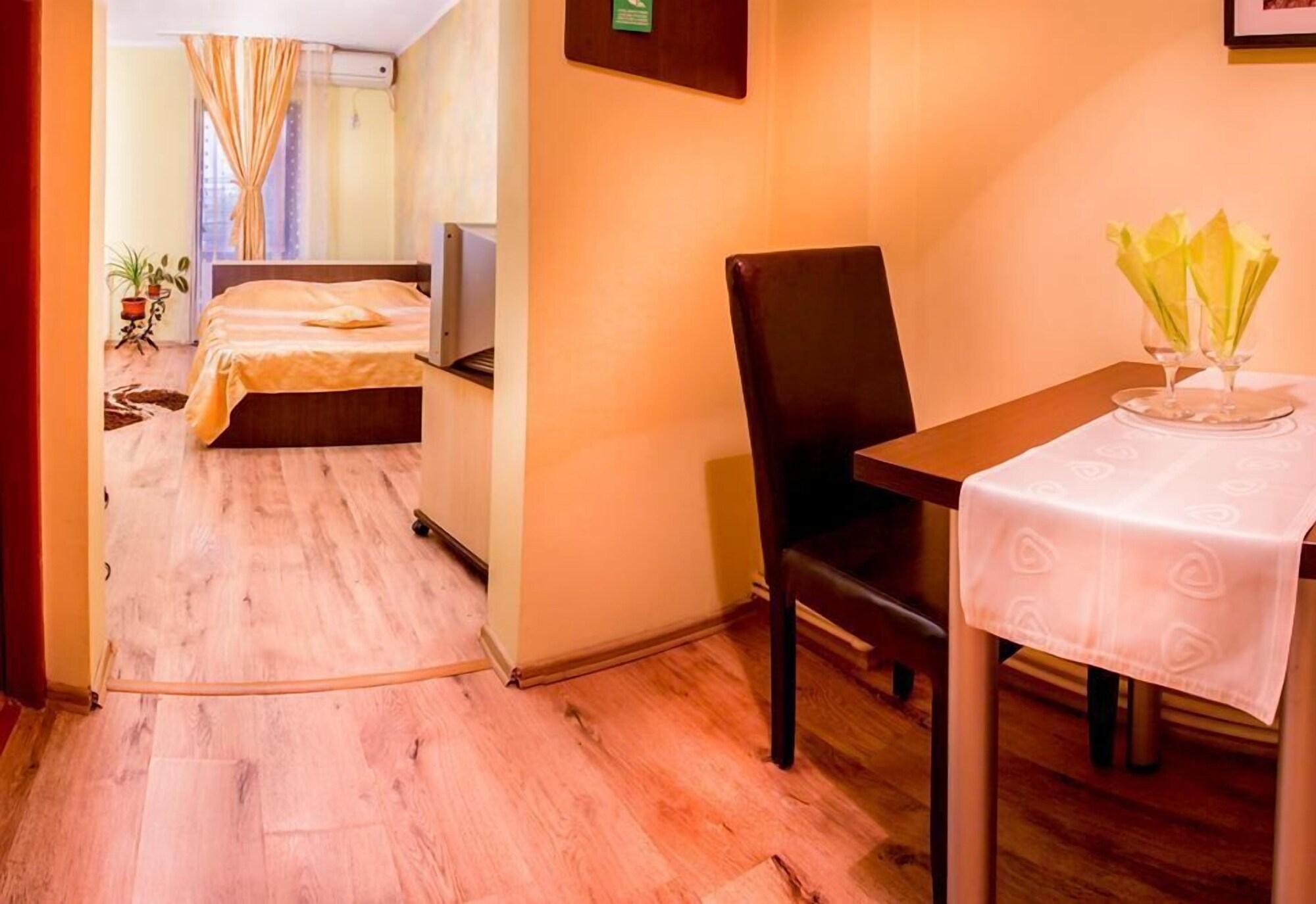 בוקרשט Hotel Eos מראה חיצוני תמונה