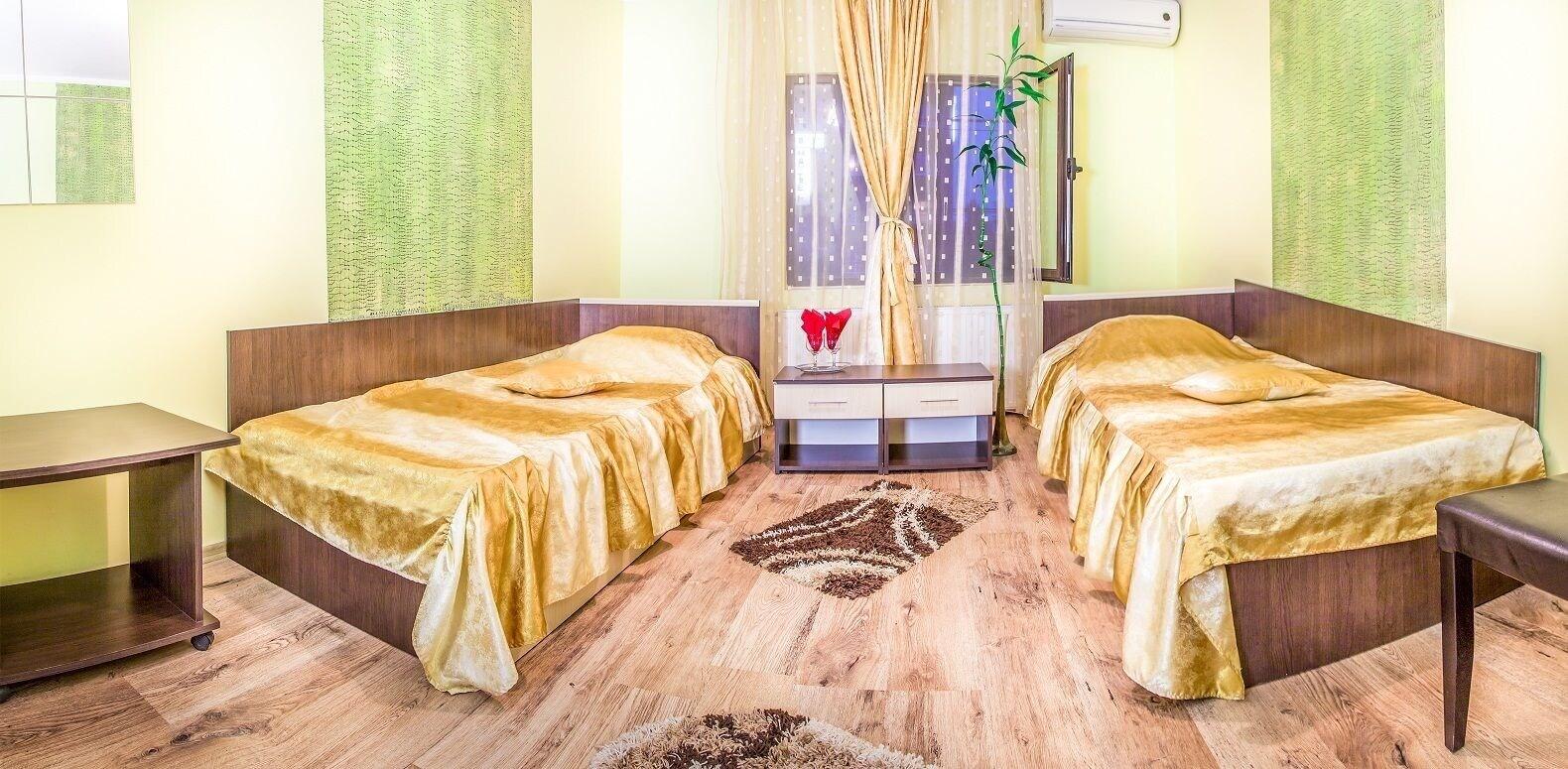 בוקרשט Hotel Eos מראה חיצוני תמונה