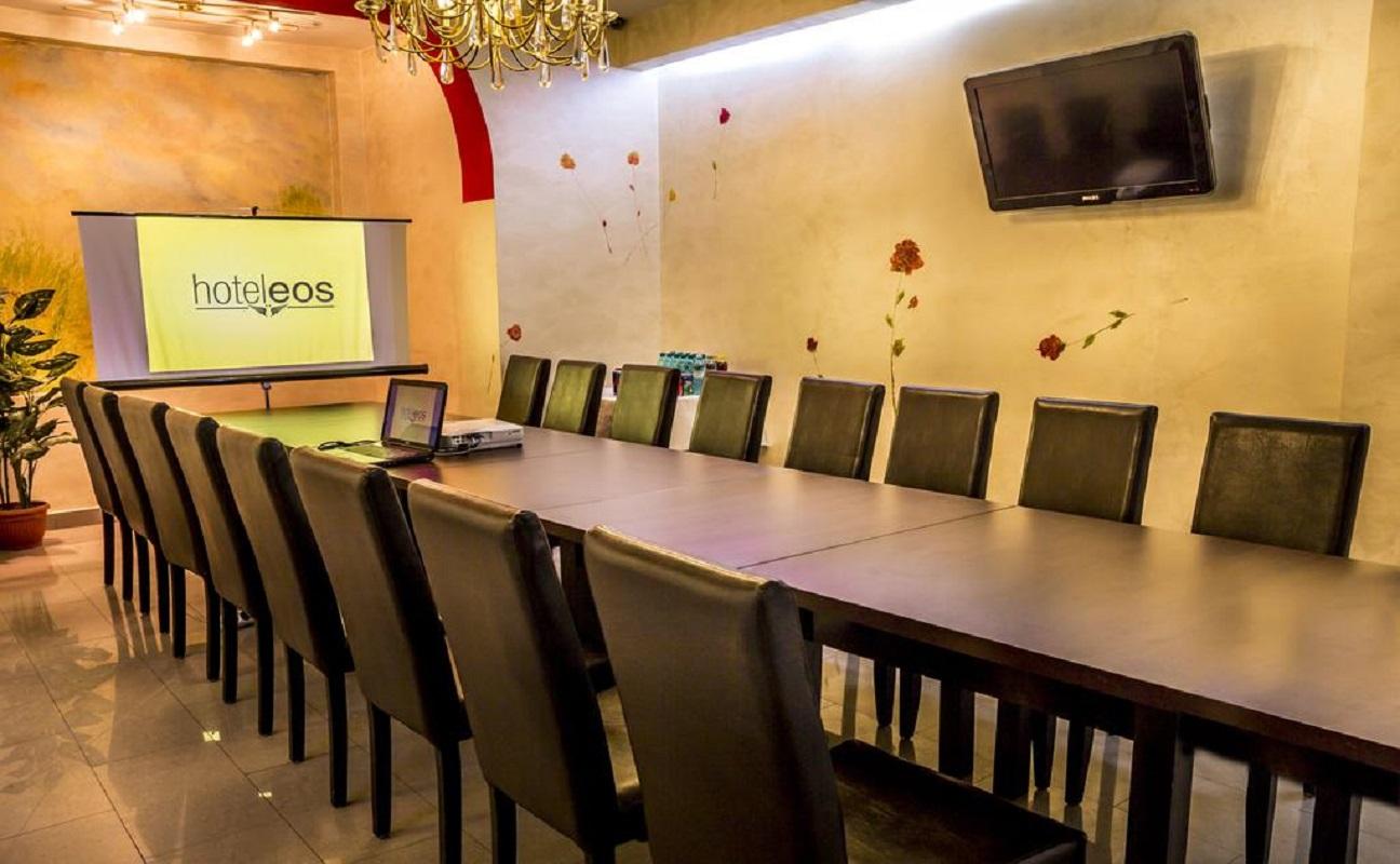 בוקרשט Hotel Eos מראה חיצוני תמונה