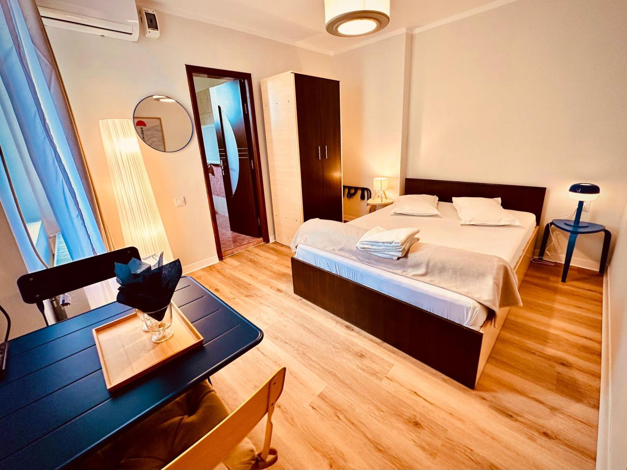 בוקרשט Hotel Eos מראה חיצוני תמונה